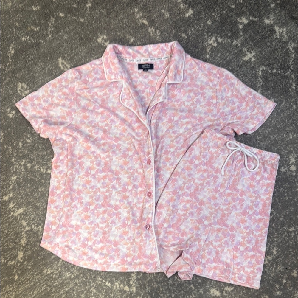 Jones New York Pink and White Patterned Blouse - Picture 1 of 2